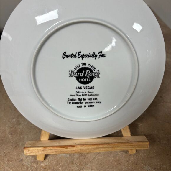 Hard Rock Cafe - Las Vegas - Plate - Picture 2 of 4